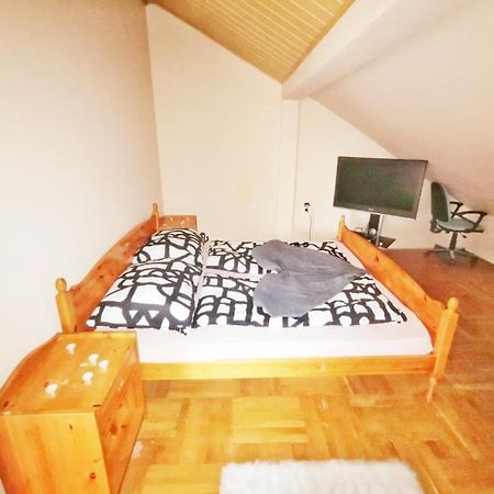 Apartman Poirot Balcony Erd Εξωτερικό φωτογραφία