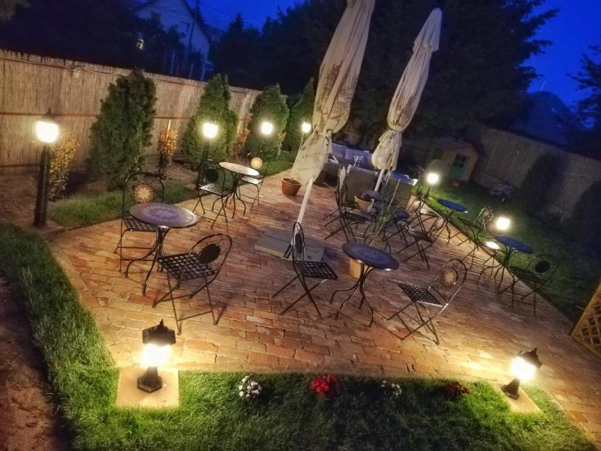 Apartman Poirot Balcony Erd Εξωτερικό φωτογραφία